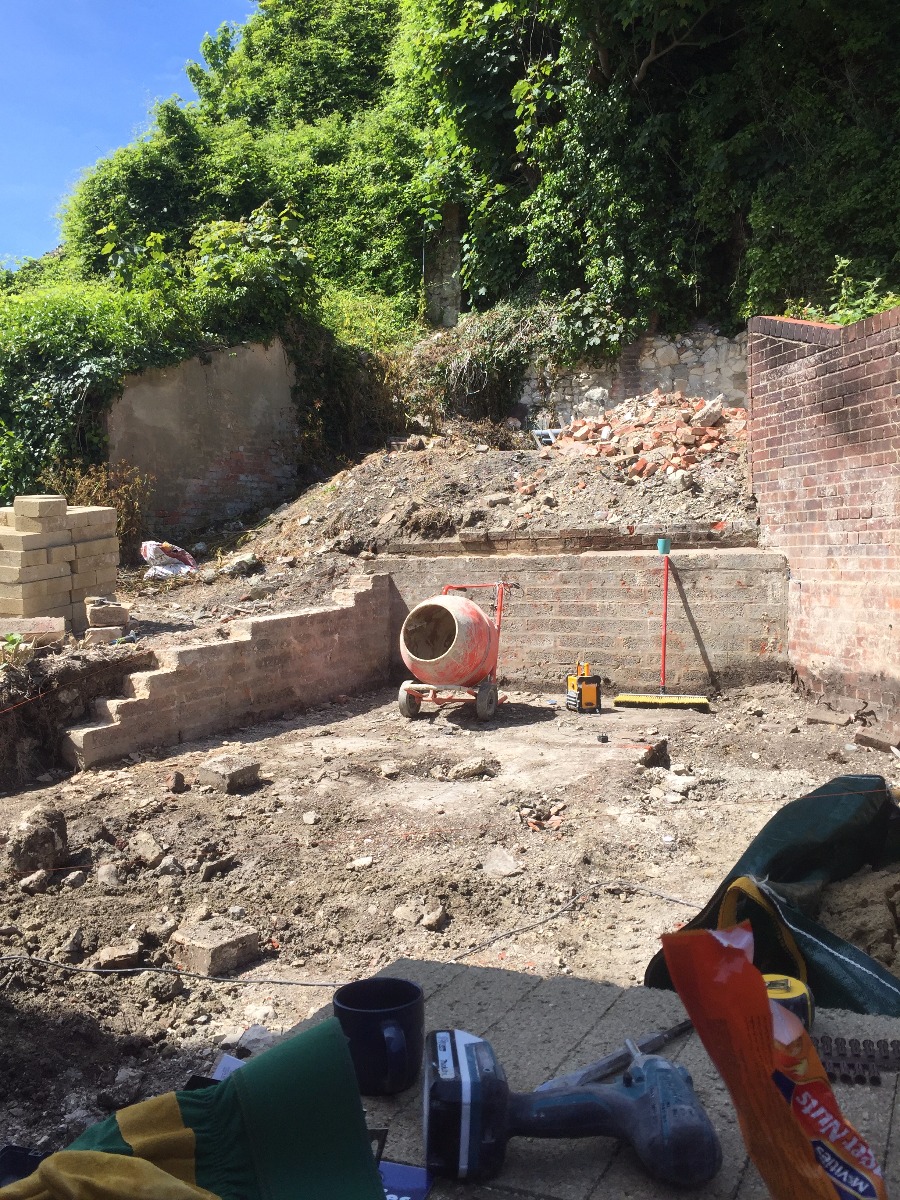 Builder: Image 3